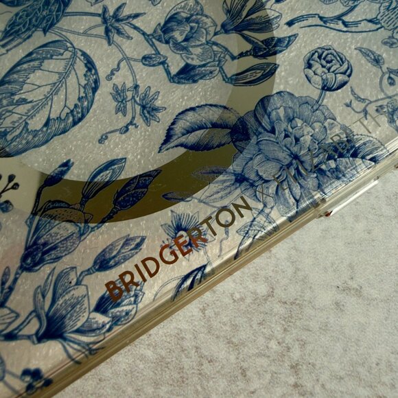 Bridgerton x Elizabeth James Case with MagSafe for iPhone 15 Pro Max - Regency - Picture 3 of 7